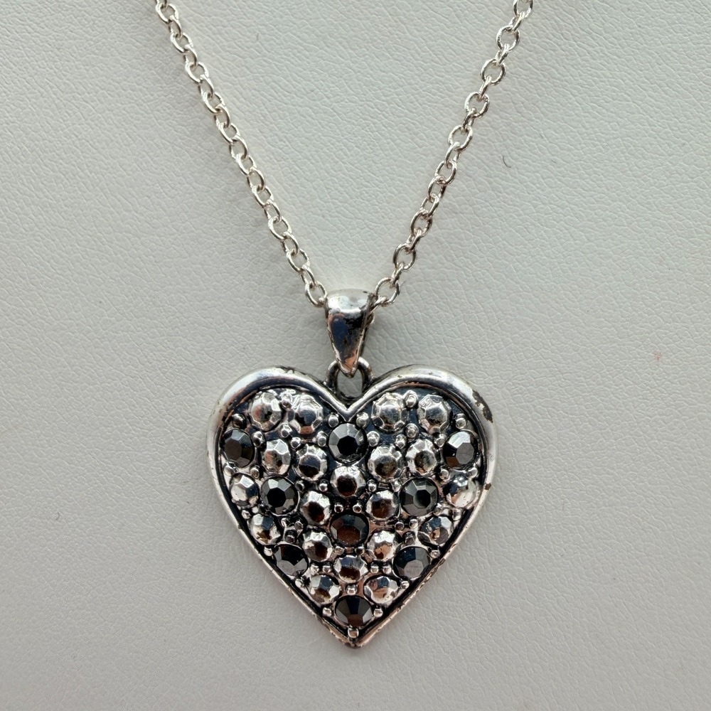 Vintage Silver Tone Black Rhinestone Heart Pendant Necklace Dainty Chain